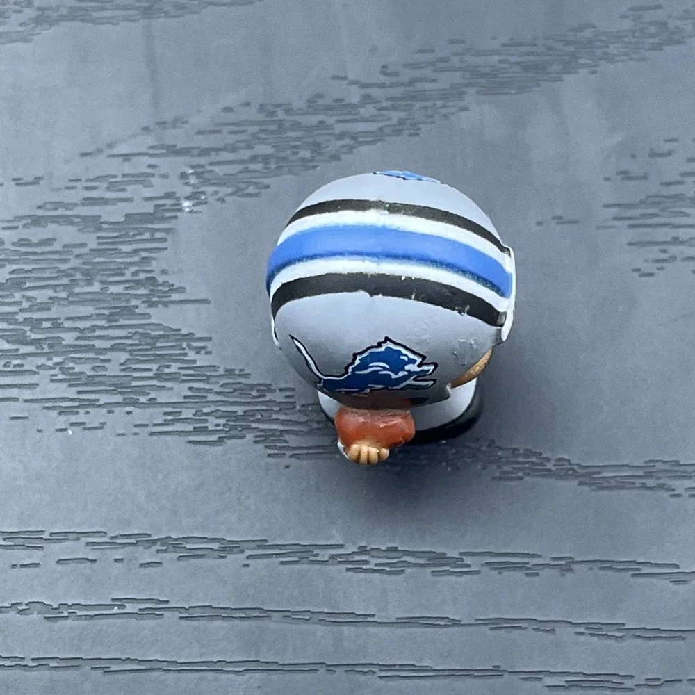 TeenyMates Legends Series Detroit Lions NFL Mini Figure Party Animal